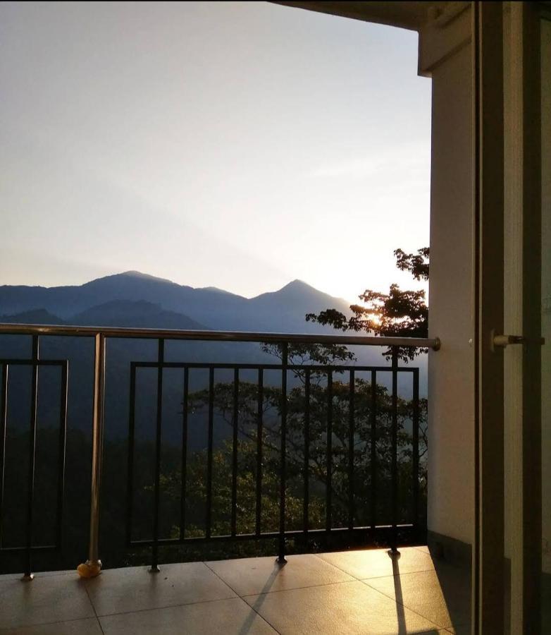 Palmtree Leaf, Munnar Hotel Ngoại thất bức ảnh