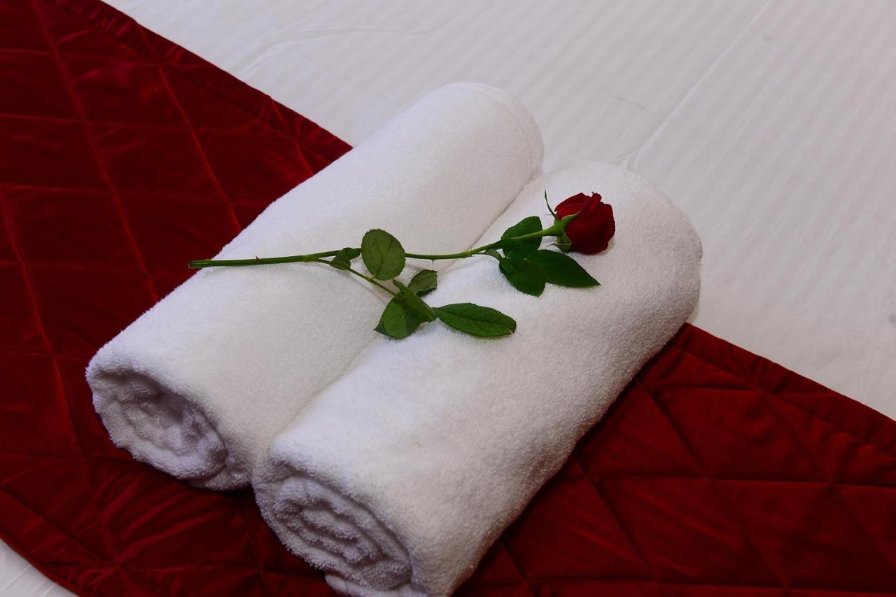 Palmtree Leaf, Munnar Hotel Ngoại thất bức ảnh